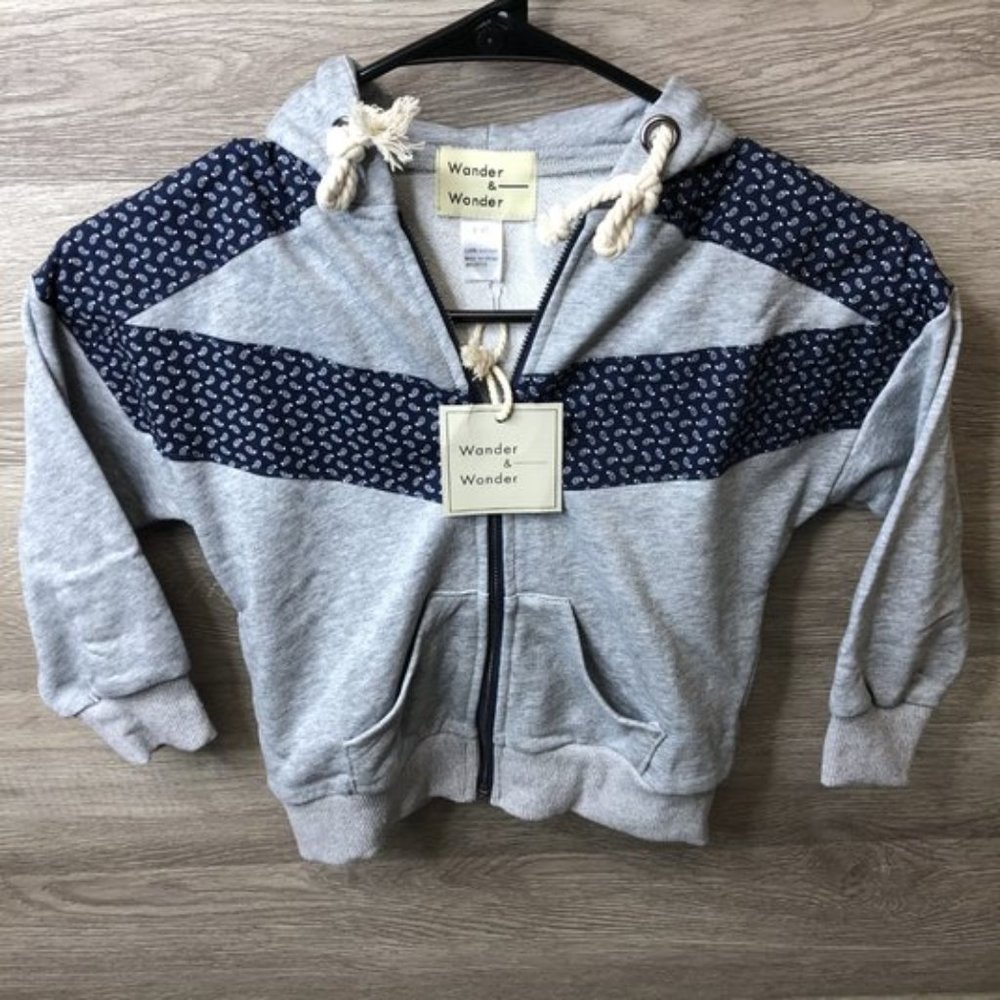 Wander & Wonder Boys Size 3-4T Grey Zip Up Hoodie